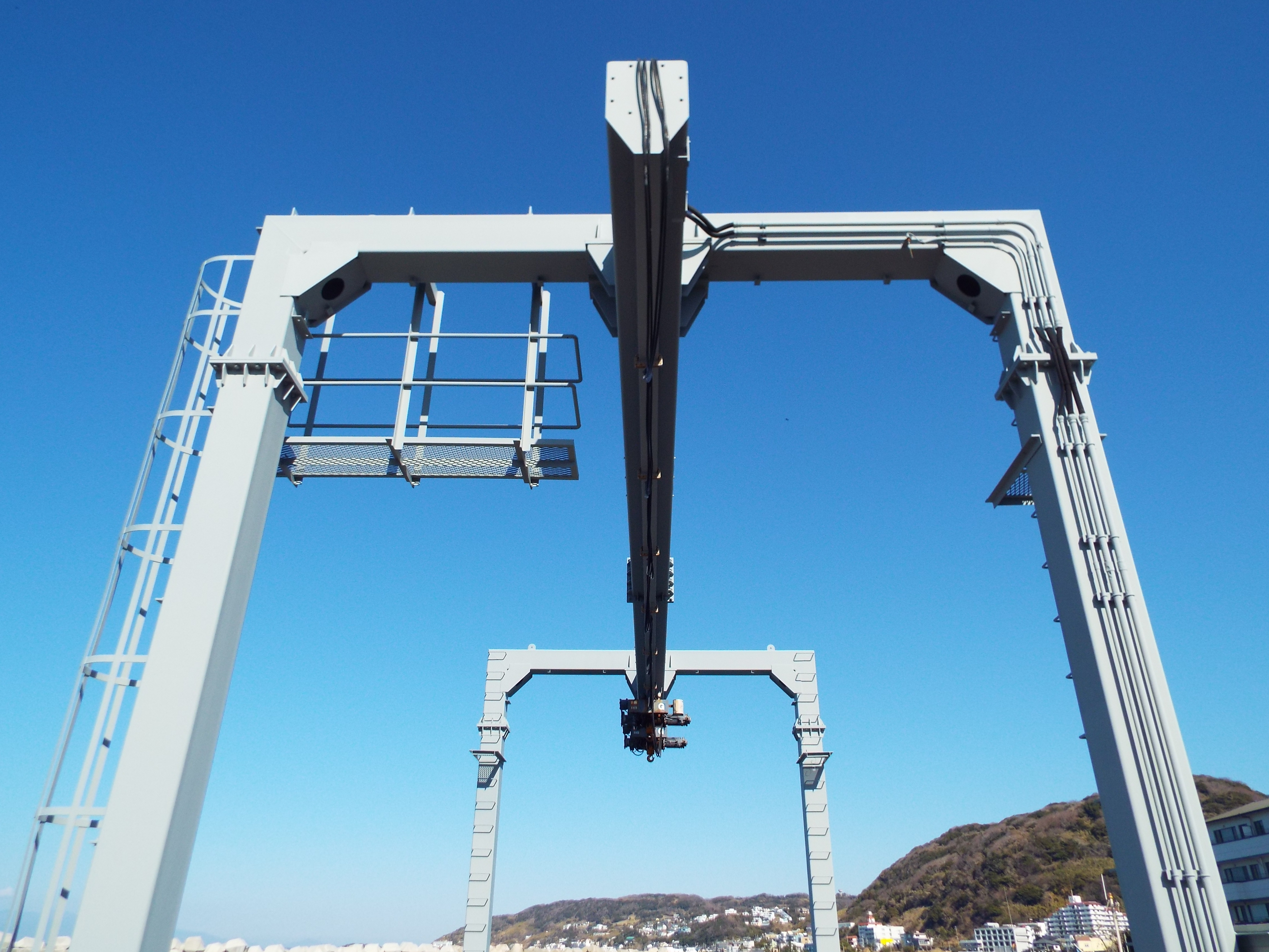 クレーン年次点検のお知らせ